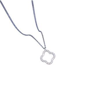 Beautiful Clover Necklace